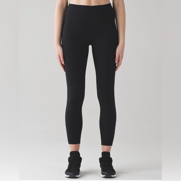 lululemon athletica Pants - Lululemon Wunder Under High-Rise Tight 25" *Full-On Luxtreme black
W5BPAS
Size 8